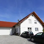 Apartman Maria Waldblick 95 Qm, Burtenbach