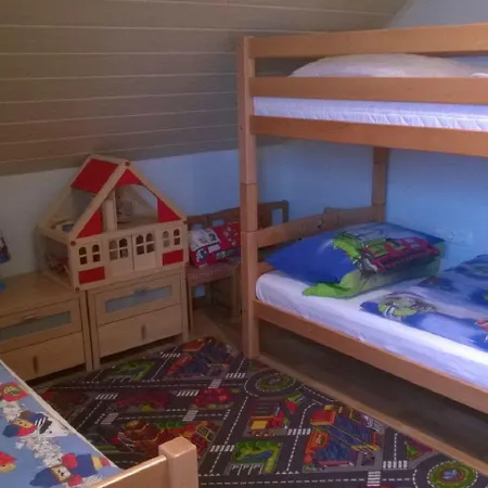 Ferienwohnung Maria Waldblick 95 Qm, * Burtenbach