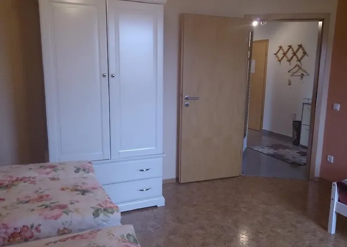 Maria Waldblick 95 Qm, Appartement *